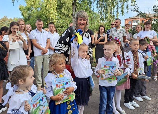 У школах Ковельської громади пролунав перший дзвоник У школах Ковельської громади пролунав перший дзвоник