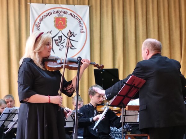 У школі мистецтв відбувся концерт симфонічного оркестру закладу