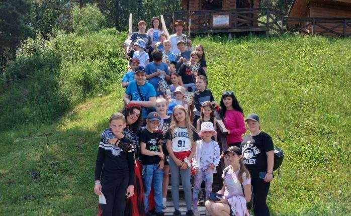 Діти загиблих та зниклих безвісти військовослужбовців нашої громади відвідали екопарк «Аміла».