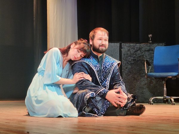 «Готель між двох світів»: нова прем’єра ковельського театру «10 ряд 10 місце»