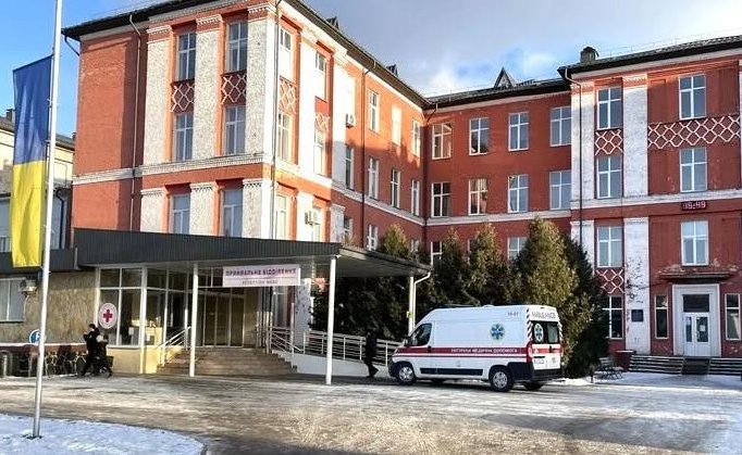 У зв’язку із зростанням захворюваності на ГРВІ Ковельське МТМО обмежило відвідування пацієнтів у стаціонарних відділеннях