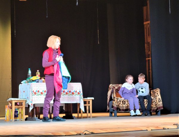 Весна прем’єр: ковельський театр «10 ряд 10 місце» підготував для ковельчан ще одну сучасну постановку