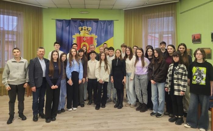Міський голова зустрівся з найуспішнішими школярами Ковельської громади