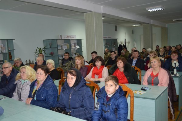 У Ковелі привітали військових з Днем Збройних сил України У Ковелі привітали військових з Днем Збройних сил України