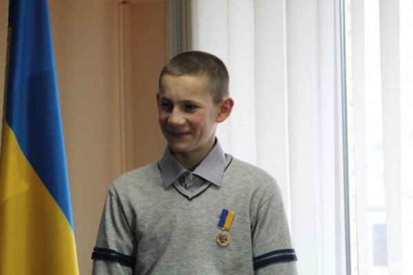 15-річному ковельчанину, який врятував другокласника з крижаної пастки, вручили медаль «За мужність та героїзм» ВІДЕО 15-річному ковельчанину, який врятував другокласника з крижаної пастки, вручили медаль «За мужність та героїзм» ВІДЕО