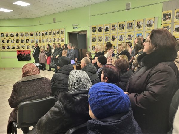 У Ковелі відкрили фотовиставку, присвячену загиблим захисникам Маріуполя У Ковелі відкрили фотовиставку, присвячену загиблим захисникам Маріуполя