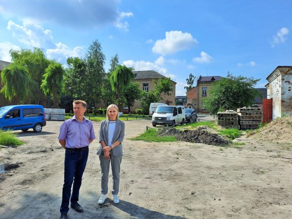 У Ковелі ведеться підготовка до нового навчального року У Ковелі ведеться підготовка до нового навчального року