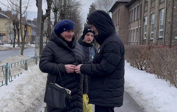 Старшокласники Ковеля провели акцію «Валентинка добра» для громади та дітей Старшокласники Ковеля провели акцію «Валентинка добра» для громади та дітей