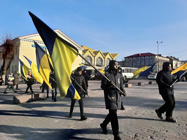 Остання шана Героєві: ковельчани попрощались з воїном Віталієм Гаранем Остання шана Героєві: ковельчани попрощались з воїном Віталієм Гаранем