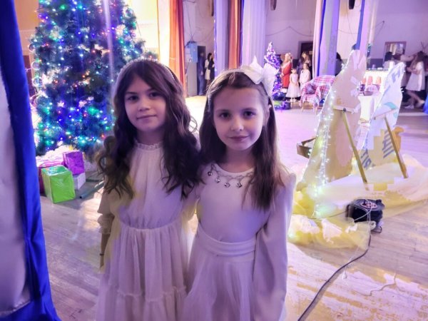 Різдвяні зустрічі з «Надією»: благодійна програма на підтримку військових Різдвяні зустрічі з «Надією»: благодійна програма на підтримку військових