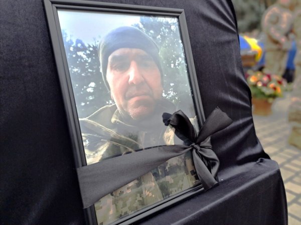 Ковель прощається з трьома Героями — Олександром Гнатюком, Ігорем Карпуком та Романом Йовиком