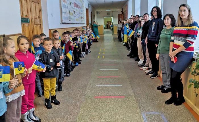 Пам’ятаємо, якою ціною. Як розпочався День Гідності і Свободи у школах нашої громади