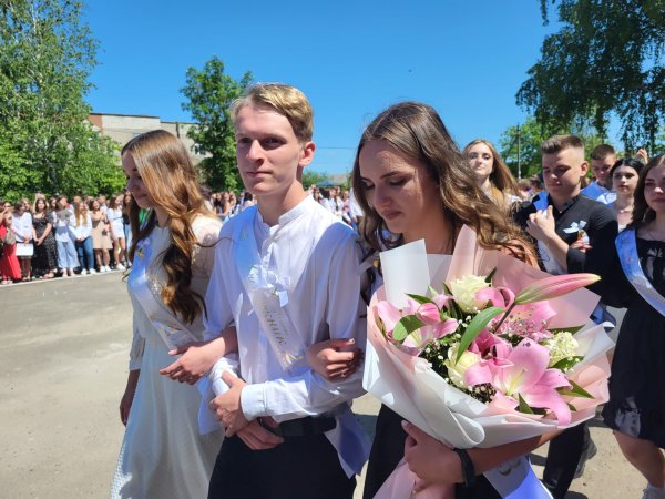 У ковельських школах пролунав останній дзвоник У ковельських школах пролунав останній дзвоник