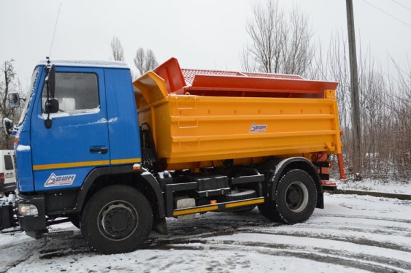 Для комунального підприємства “Добробут” придбано новий універсальний автомобіль МАЗ Для комунального підприємства “Добробут” придбано новий універсальний автомобіль МАЗ
