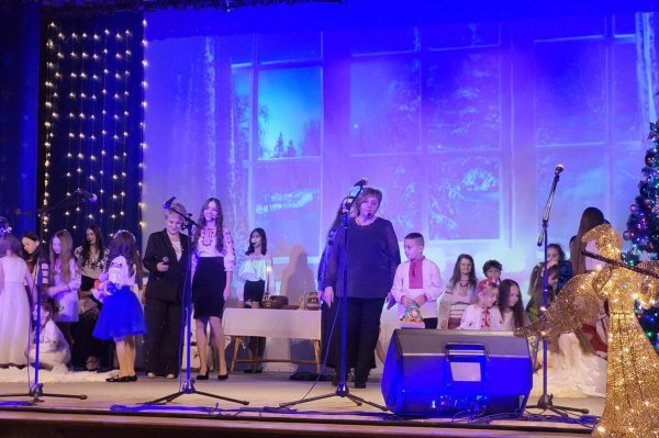 Різдвяні зустрічі з «Надією»: благодійна програма на підтримку військових Різдвяні зустрічі з «Надією»: благодійна програма на підтримку військових