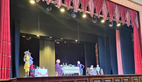 Весна прем’єр: ковельський театр «10 ряд 10 місце» підготував для ковельчан ще одну сучасну постановку