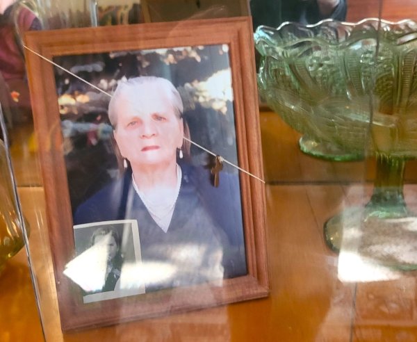 Ковельську довгожительку Єву Прикорінь привітали зі 100-річним ювілеєм Ковельську довгожительку Єву Прикорінь привітали зі 100-річним ювілеєм