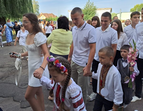 У школах Ковельської громади пролунав перший дзвоник У школах Ковельської громади пролунав перший дзвоник