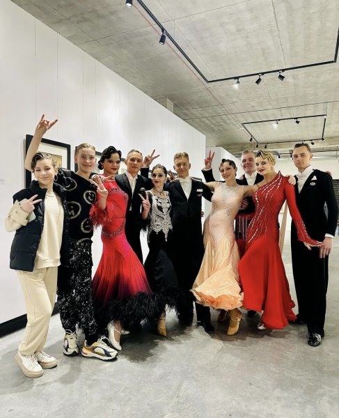 Клуб бального танцю «Модерн» проводить набір діток від 4 років