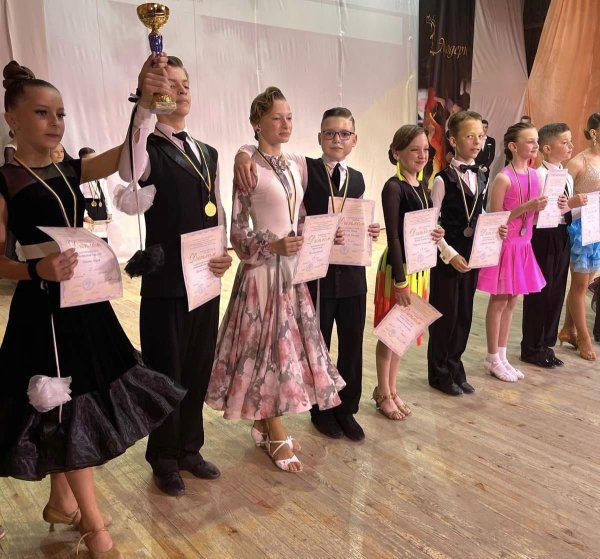 Ковель зустрічав учасників Всеукраїнських змагань зі спортивного бального танцю Ковель зустрічав учасників Всеукраїнських змагань зі спортивного бального танцю