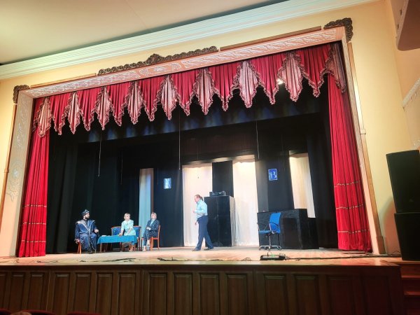 «Готель між двох світів»: нова прем’єра ковельського театру «10 ряд 10 місце»