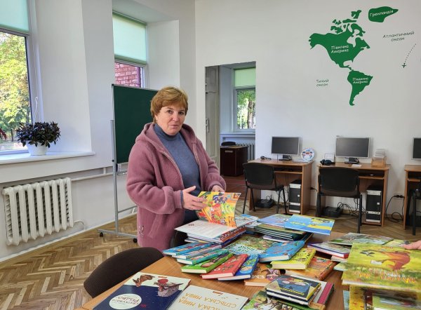 Бібліотеки нашої громади отримали нові книги