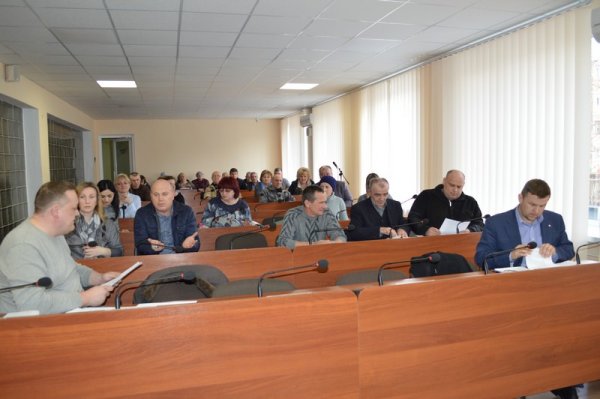 Депутати Ковельської міськради готуються до чергової сесії Депутати Ковельської міськради готуються до чергової сесії