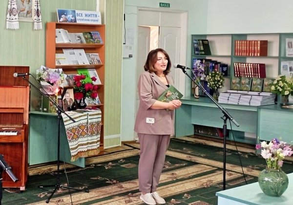 У Ковелі видали збірку спогадів про колишню керівницю бібліотеки — Галину Божик