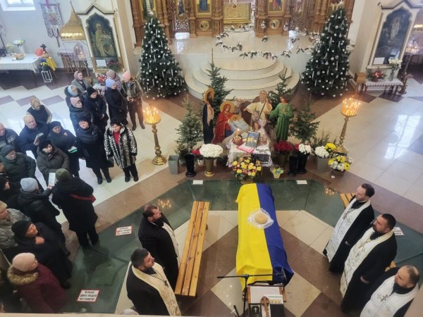 Ковельська громада попрощалася із Захисником Георгієм Смалем Ковельська громада попрощалася із Захисником Георгієм Смалем