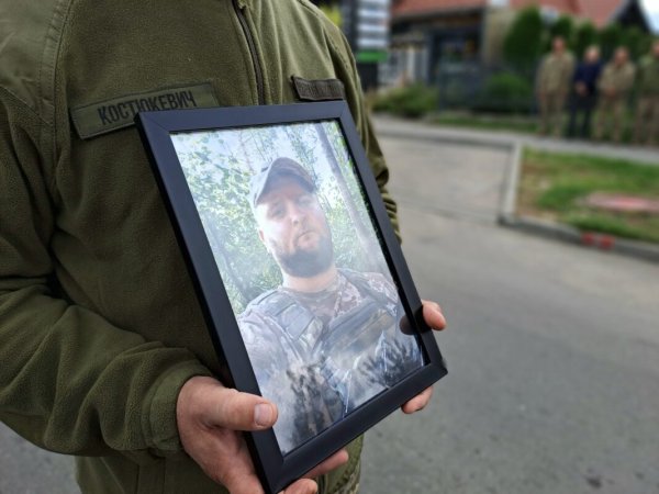 Ковель попрощався з 30-річним Героєм Михайлом Дудинцем. Ковель попрощався з 30-річним Героєм Михайлом Дудинцем.