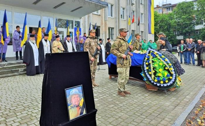Вічна пам’ять Герою: ковельчани віддали останню шану Віталію Наумчуку