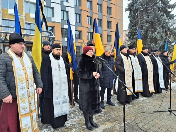 Ковель попрощався з полеглими Захисниками Миколою Сичем та Андрієм Вдовиченком Ковель попрощався з полеглими Захисниками Миколою Сичем та Андрієм Вдовиченком