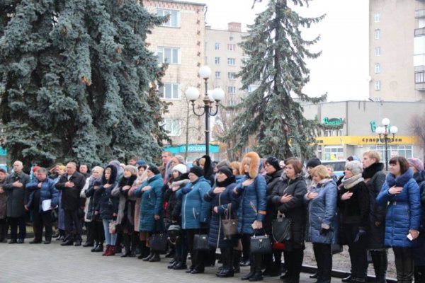 Ковельщина приєдналася до всеукраїнської акції на підтримку полонених українських моряків Ковельщина приєдналася до всеукраїнської акції на підтримку полонених українських моряків