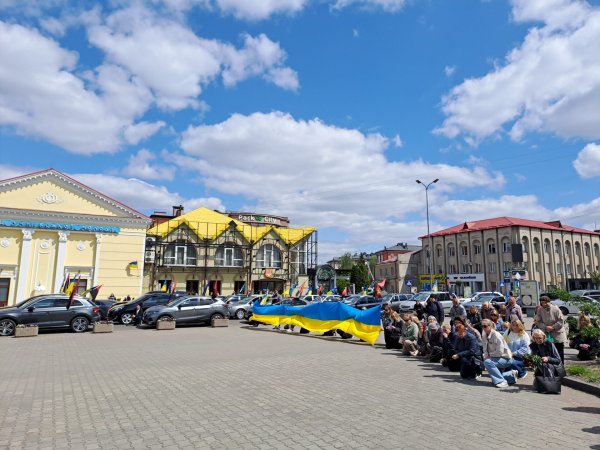 Ковельчани провели в останню земну дорогу двох своїх Героїв – Максима Плотнікова та Руслана Фатхудінова