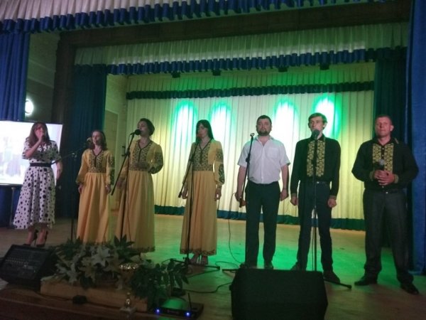 У Ковелі привітали з професійним святом державних службовців У Ковелі привітали з професійним святом державних службовців