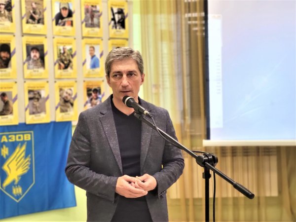 У Ковелі відкрили фотовиставку, присвячену загиблим захисникам Маріуполя У Ковелі відкрили фотовиставку, присвячену загиблим захисникам Маріуполя