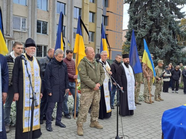 Ковель попрощався з 30-річним Героєм Михайлом Дудинцем. Ковель попрощався з 30-річним Героєм Михайлом Дудинцем.