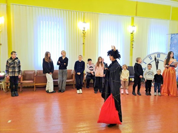 У Ковелі понад сотня дітей отримали солодкі подарунки від святого Миколая