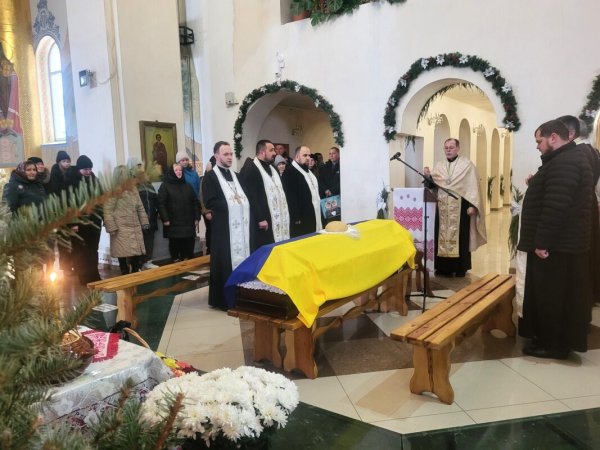 Ковельська громада попрощалася із Захисником Георгієм Смалем Ковельська громада попрощалася із Захисником Георгієм Смалем