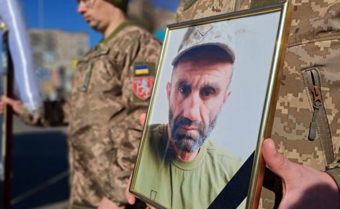 У Ковелі попрощалися із загиблим захисником України Олександром Маслом