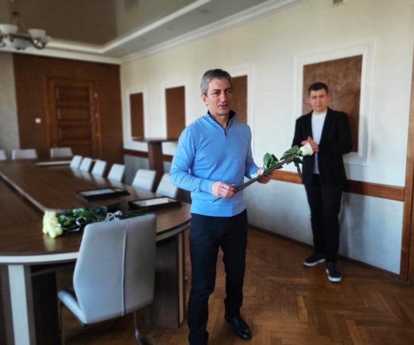 У Ковелі комунальників та землевпорядників відзначили з нагоди професійних свят У Ковелі комунальників та землевпорядників відзначили з нагоди професійних свят