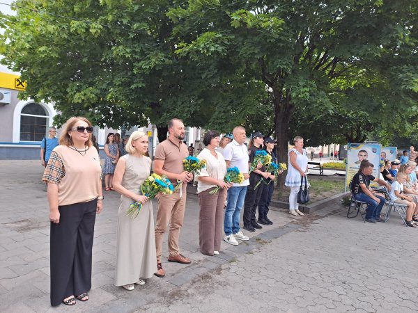 День Державності України: у Ковелі вшанували Героїв і вручили державні та міські нагороди