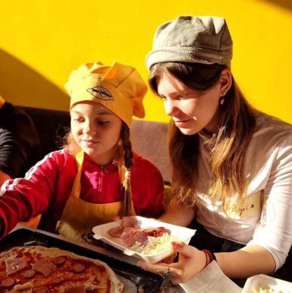 У Ковелі для дітей пільгових категорій провели майстер-клас з приготування піци У Ковелі для дітей пільгових категорій провели майстер-клас з приготування піци