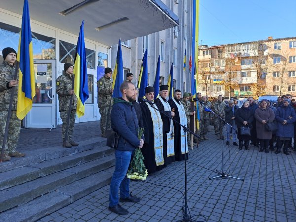 Назавжди 22. Ковельчани віддали останню шану молодому Герою Марку Данилюку