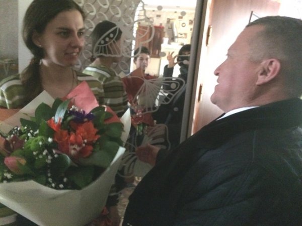 У Ковелі привітали дружин загиблих в АТО Героїв У Ковелі привітали дружин загиблих в АТО Героїв