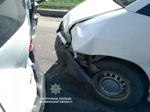 У Ковелі нетверезий водій вчинив аварію У Ковелі нетверезий водій вчинив аварію