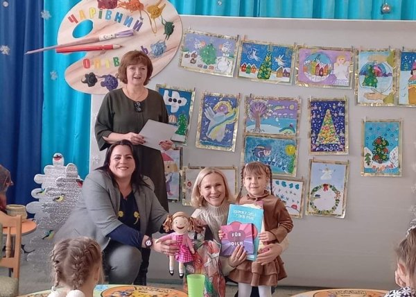 Дошкільнята малювали для захисників: у Ковелі організували конкурс маленьких художників Дошкільнята малювали для захисників: у Ковелі організували конкурс маленьких художників