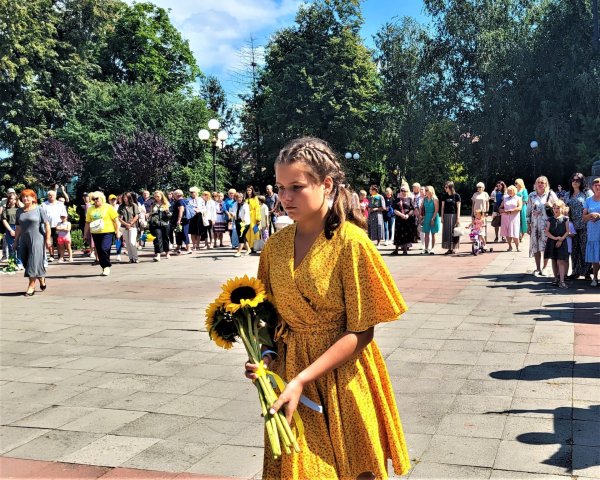 У Ковелі урочисто підняли Державний Прапор України