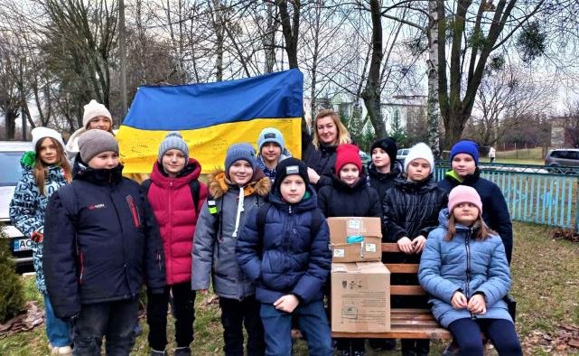 Колектив ліцею №11 допомагає Збройним Силам України