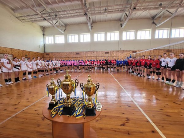🏐 У Ковелі відбувся волейбольний турнір до Дня захисників і захисниць України 🇺🇦